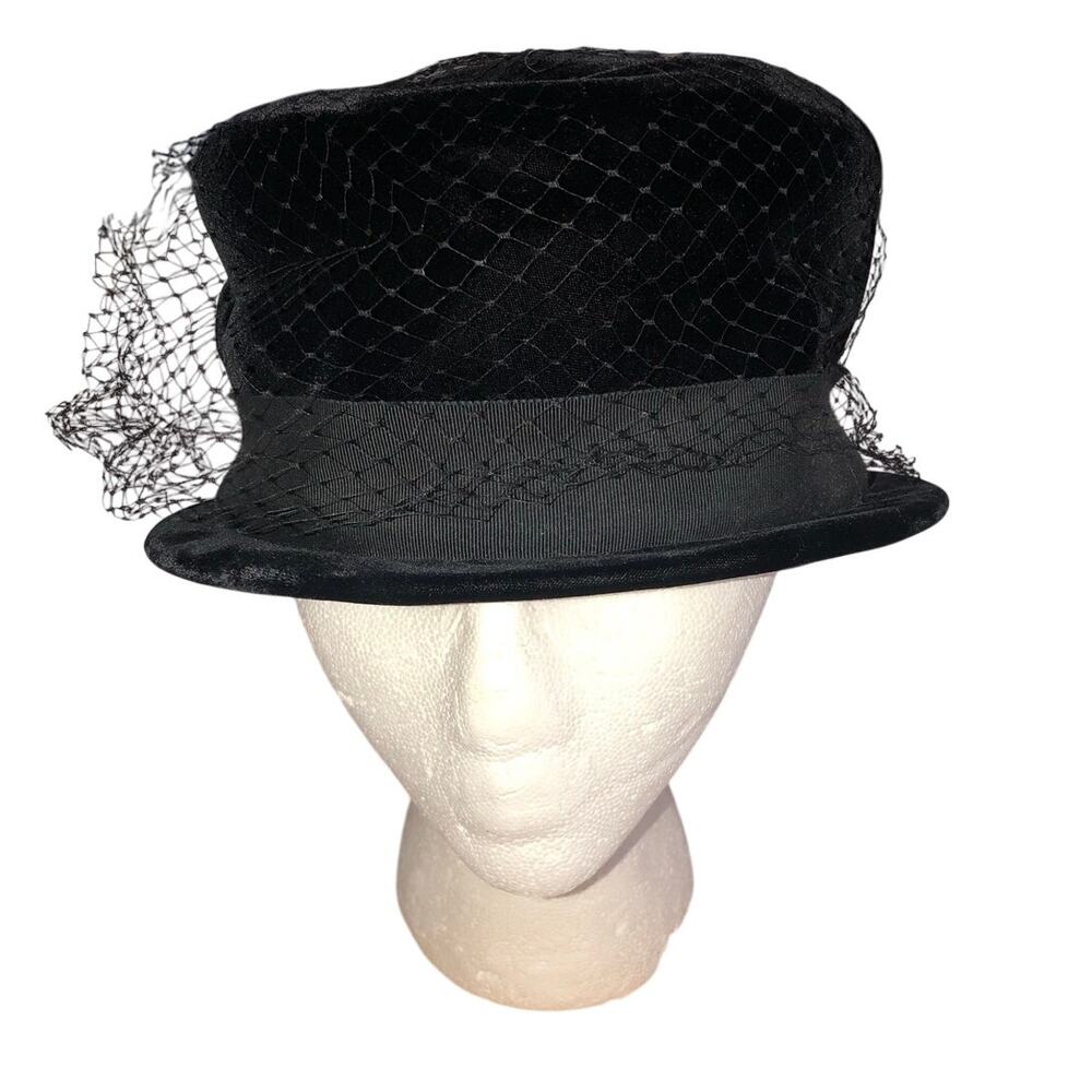 Vintage 1960s Valerie Modes Velvet Pillbox Hat Birdcage Veil Bow Jackie O Style